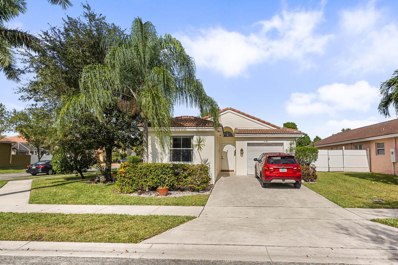 8156 Pelican Harbour Drive - Photo 1