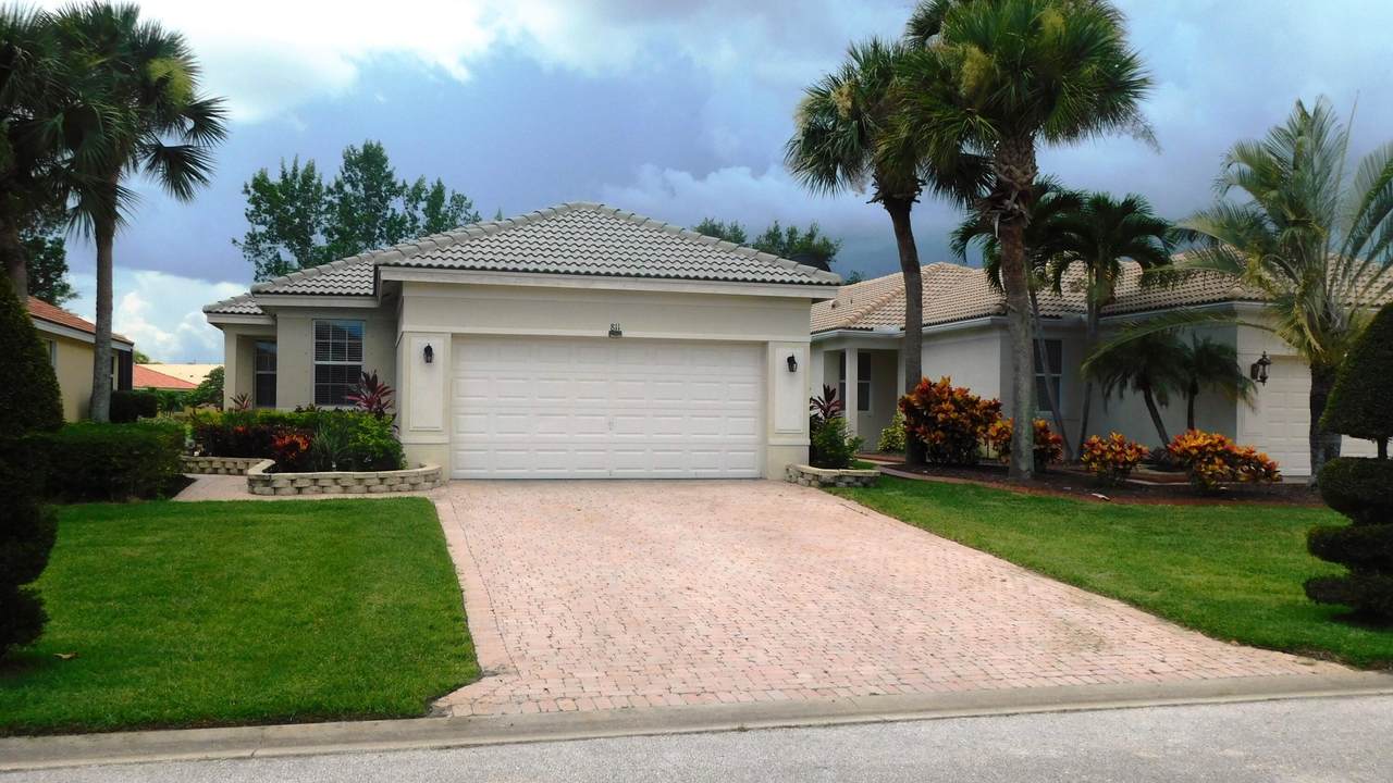 811 Rutherford Court - Photo 1