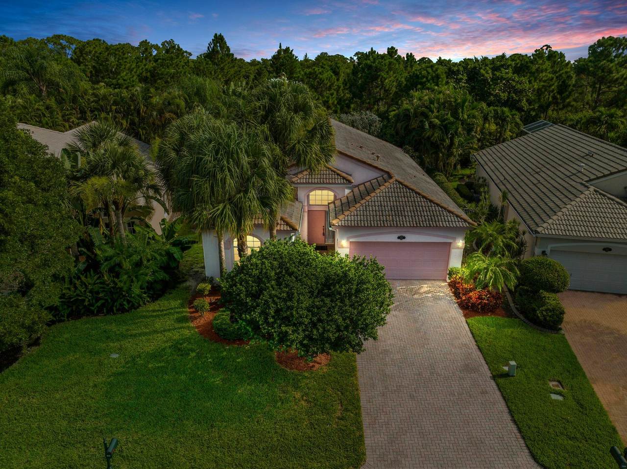 932 Westminster Place - Photo 1