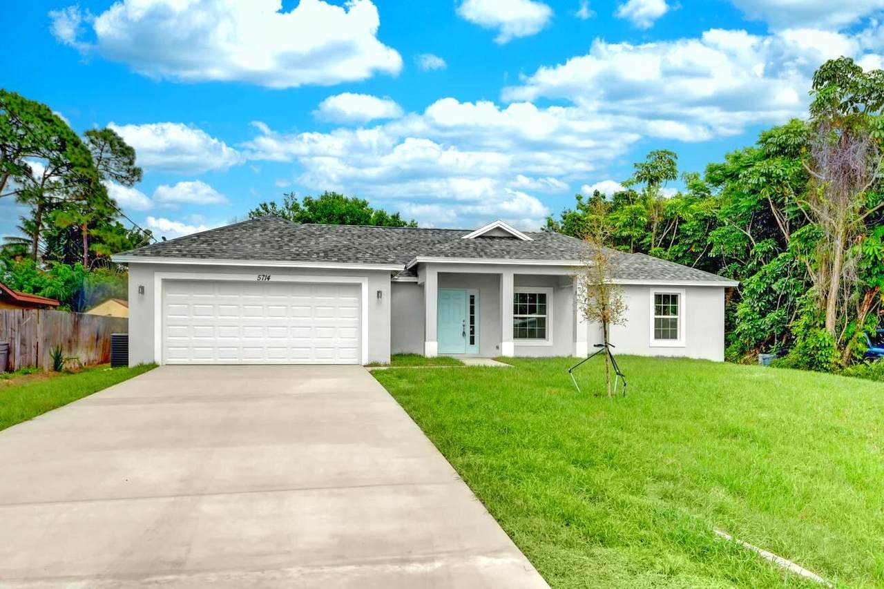 131 Carter Avenue - Photo 1