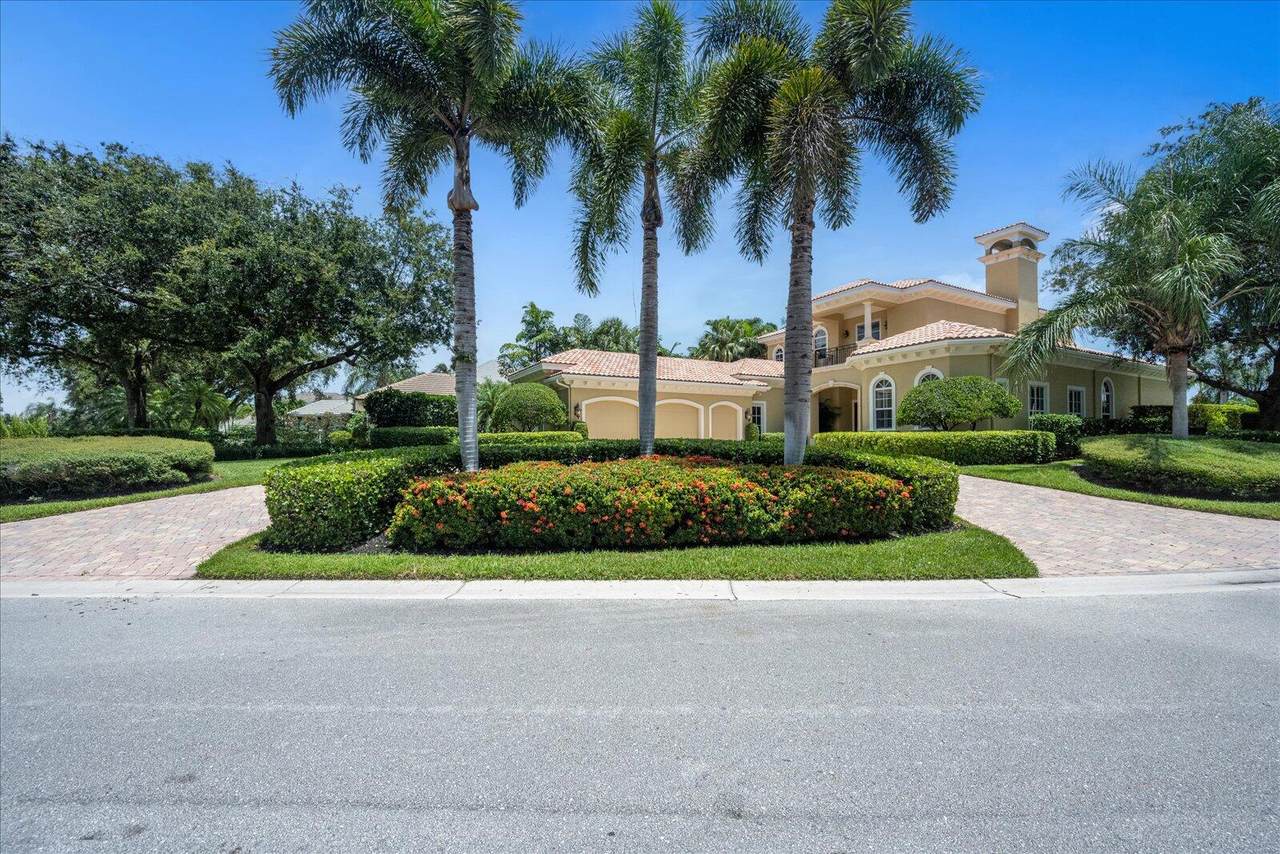 115 Echo Lane - Photo 1