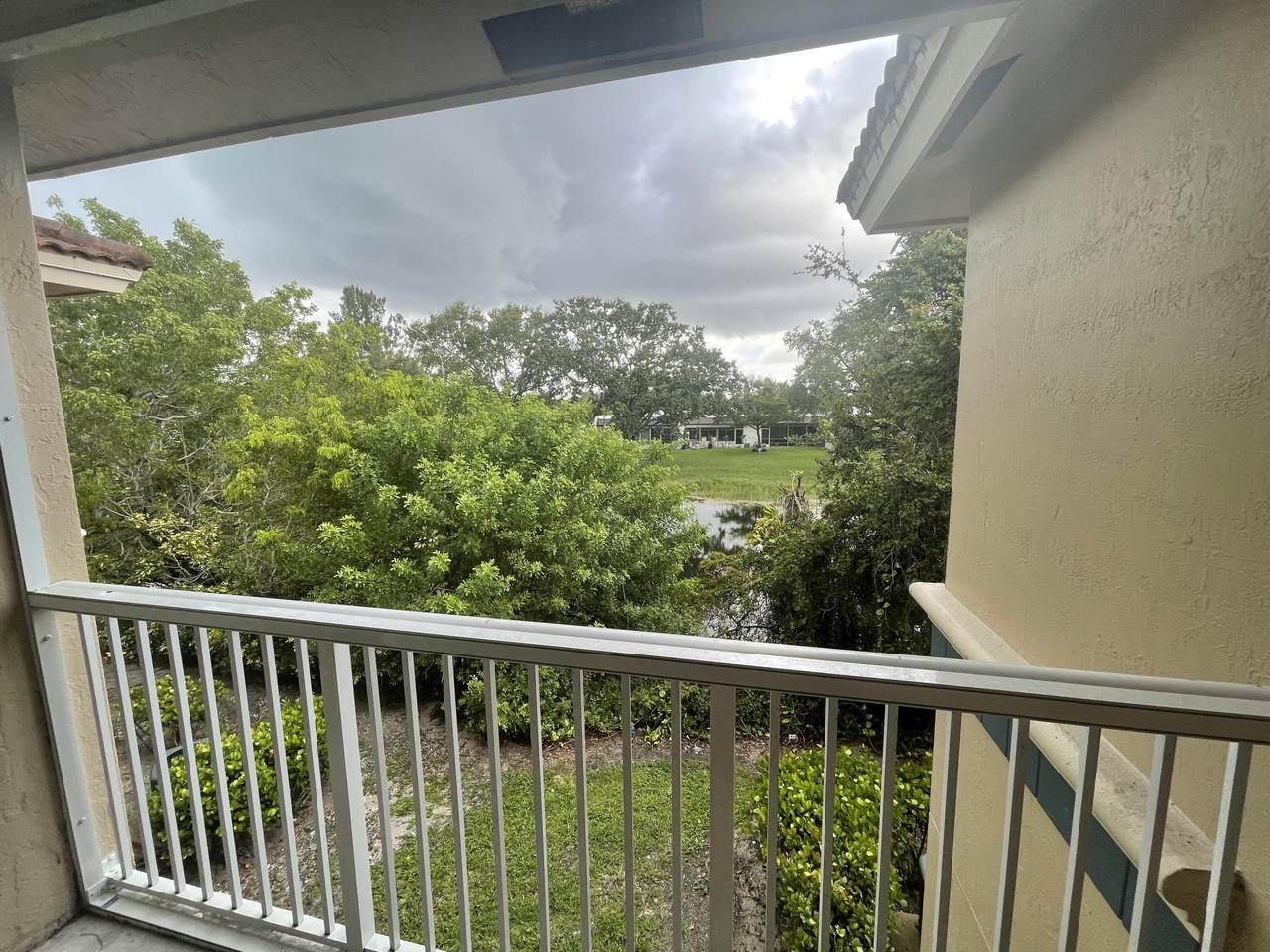 1165 Golden Lakes Boulevard - Photo 1