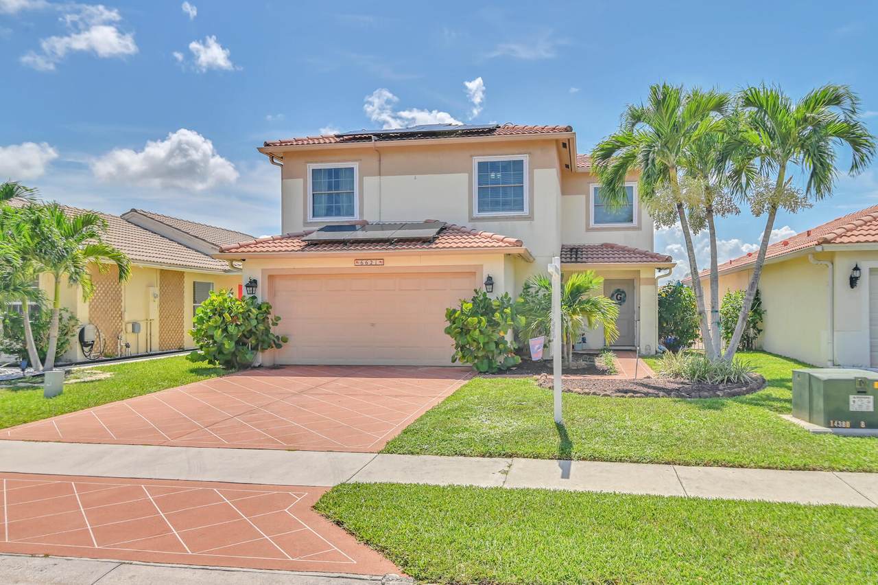 6621 Country Winds Cove - Photo 1