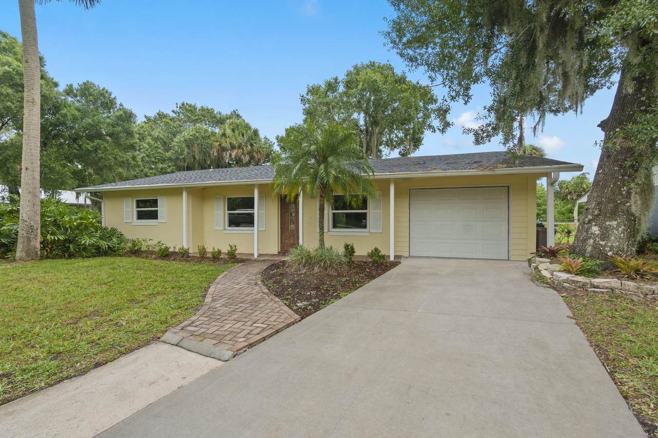 1205 Parkland Boulevard - Photo 1