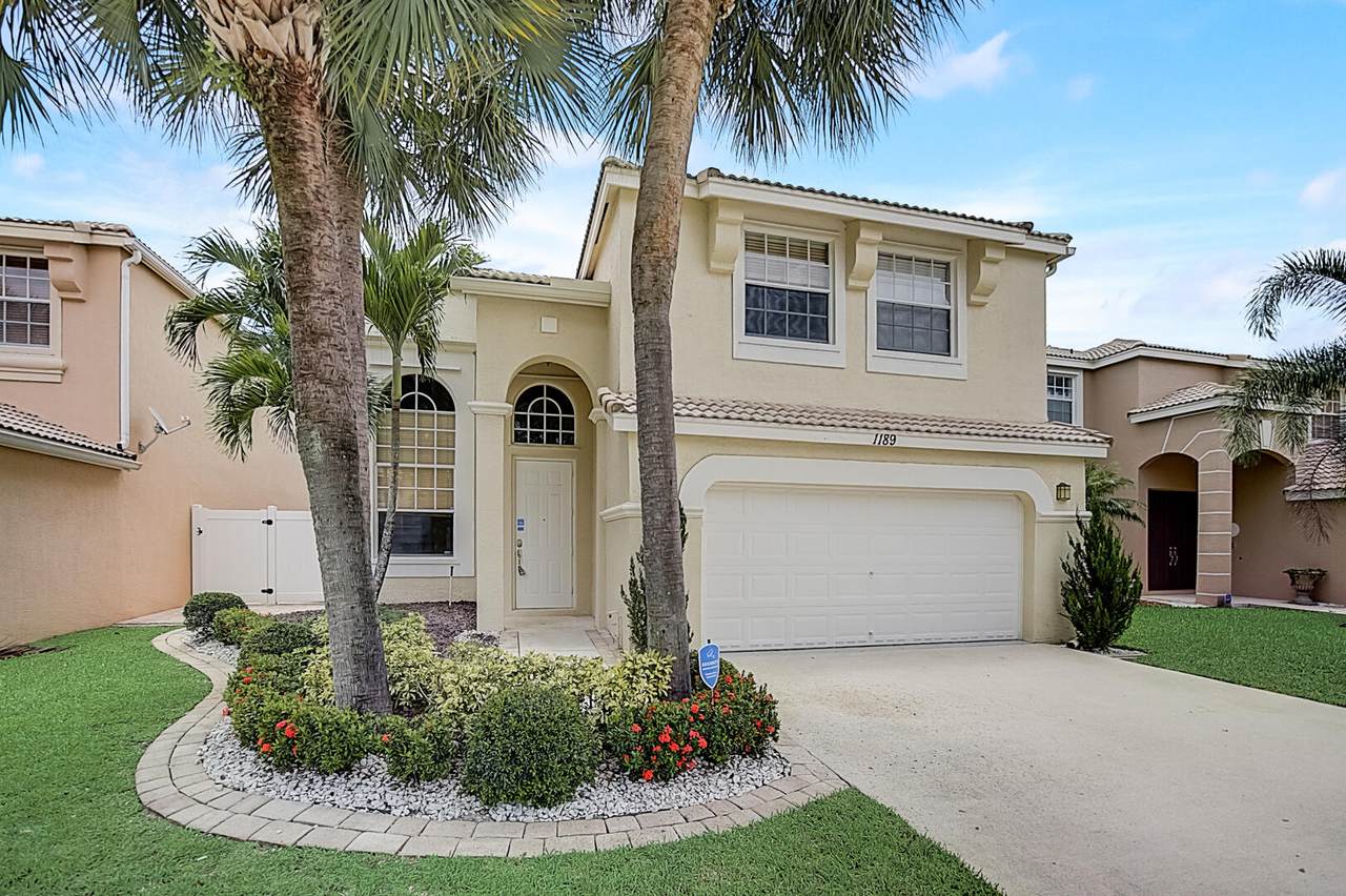 1189 Oakwater Drive - Photo 1