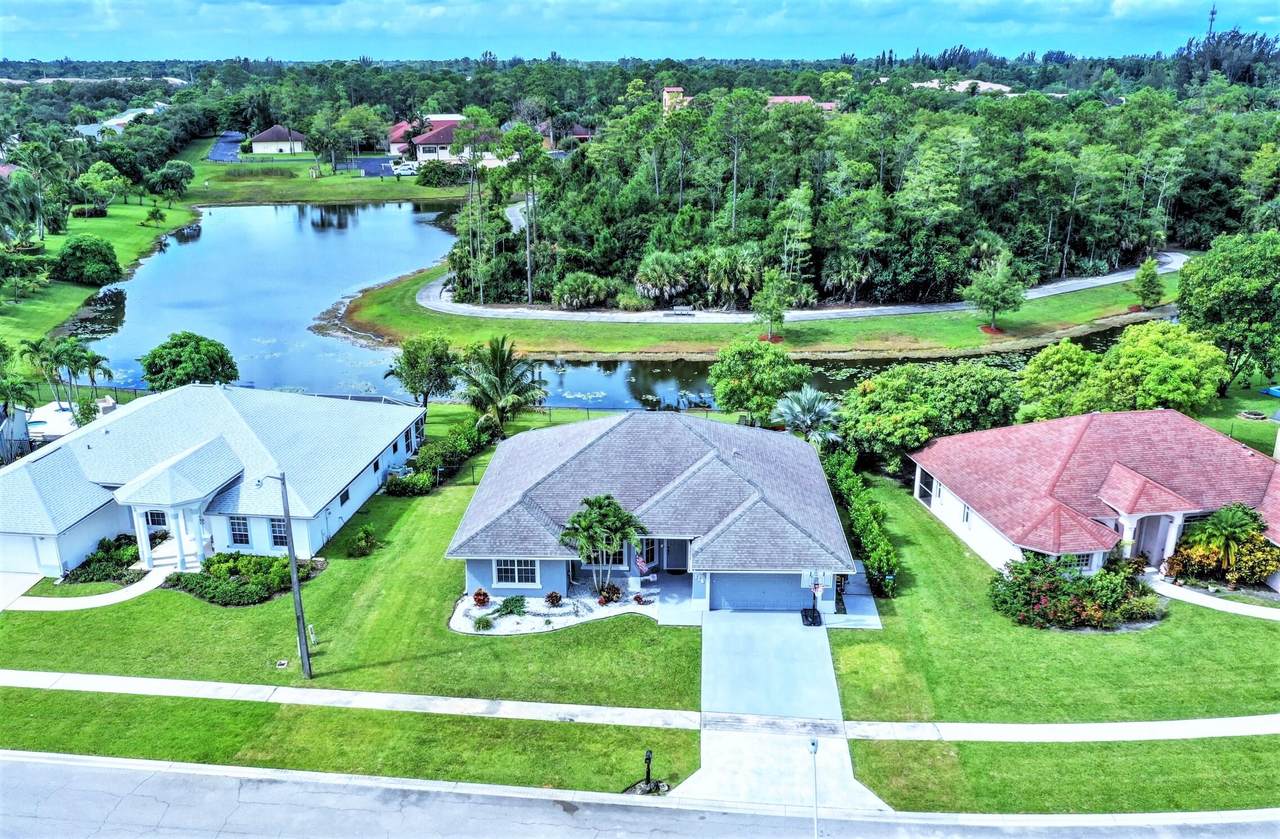 114 Sycamore Drive - Photo 1