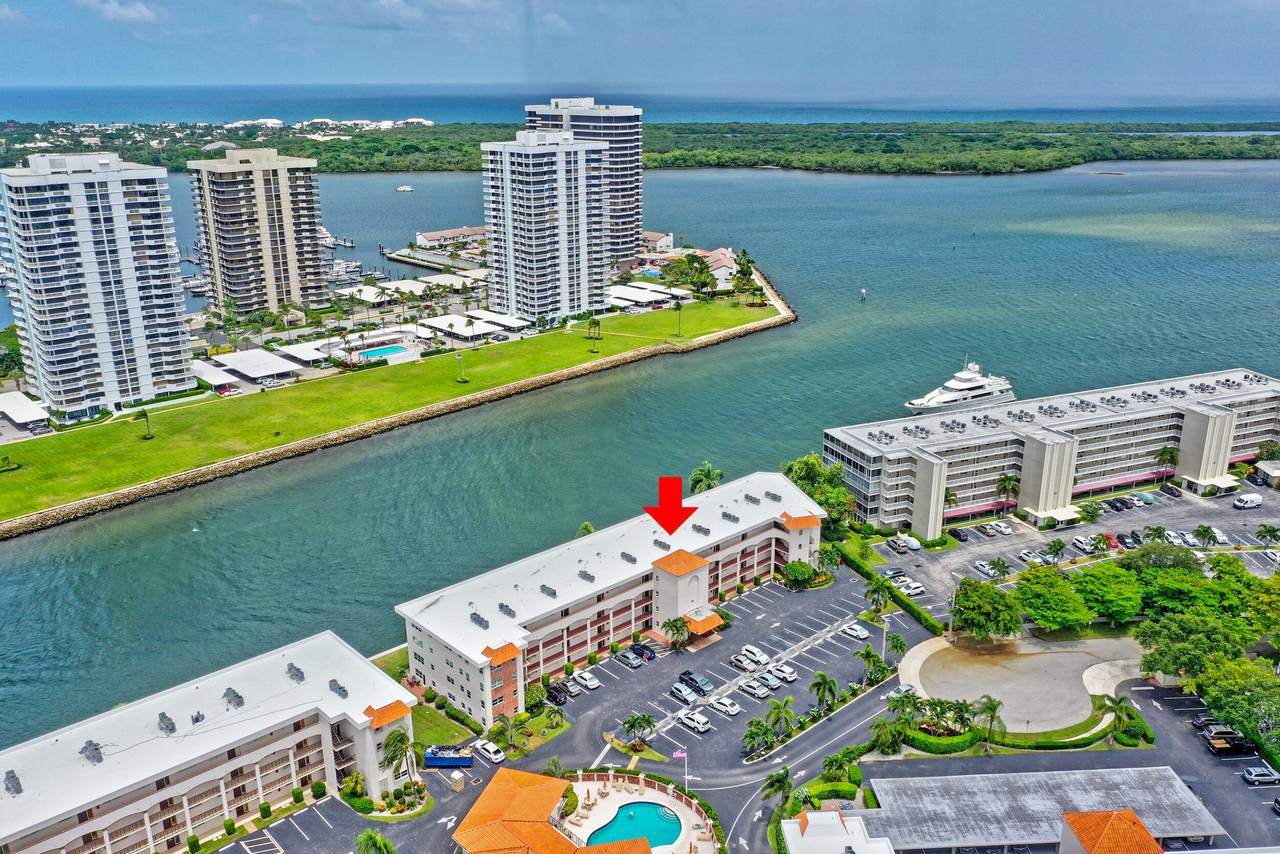28 Yacht Club Drive - Photo 1