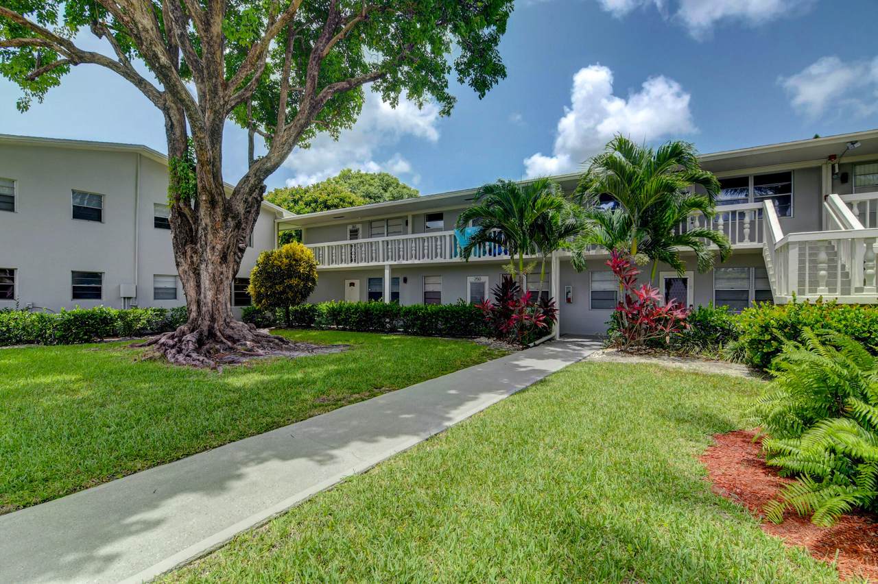 262 Ventnor R - Photo 1