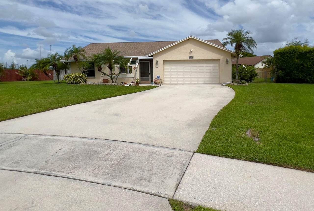 8455 Linden Way - Photo 1
