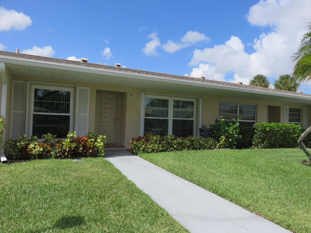 8891 Bella Vista Drive - Photo 1
