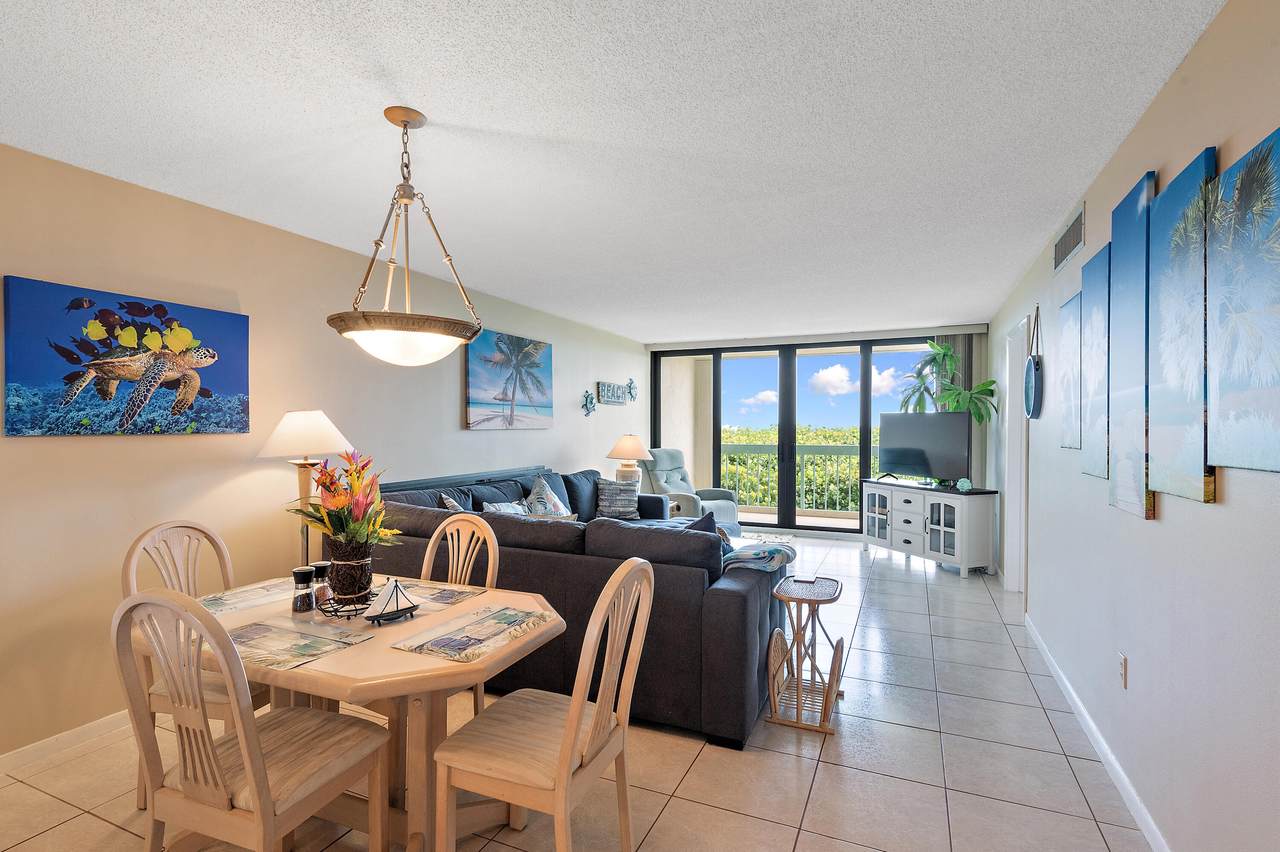 9940 Ocean Drive - Photo 1