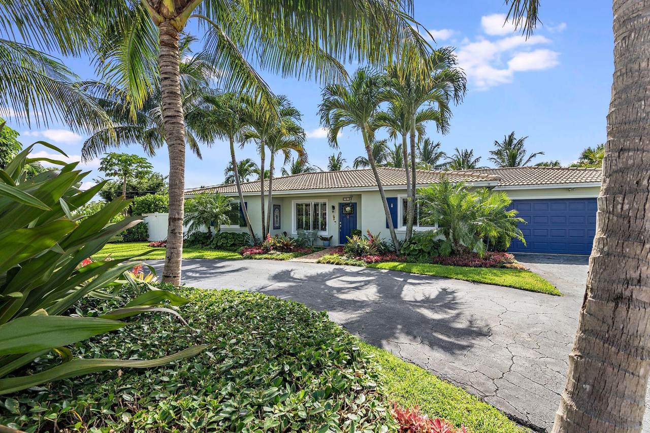 7813 Pine Tree Lane - Photo 1
