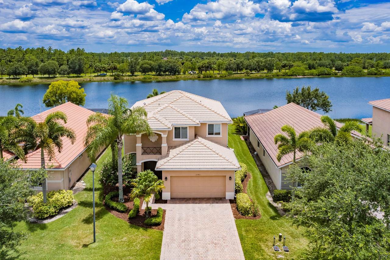 1581 Birdie Drive - Photo 1
