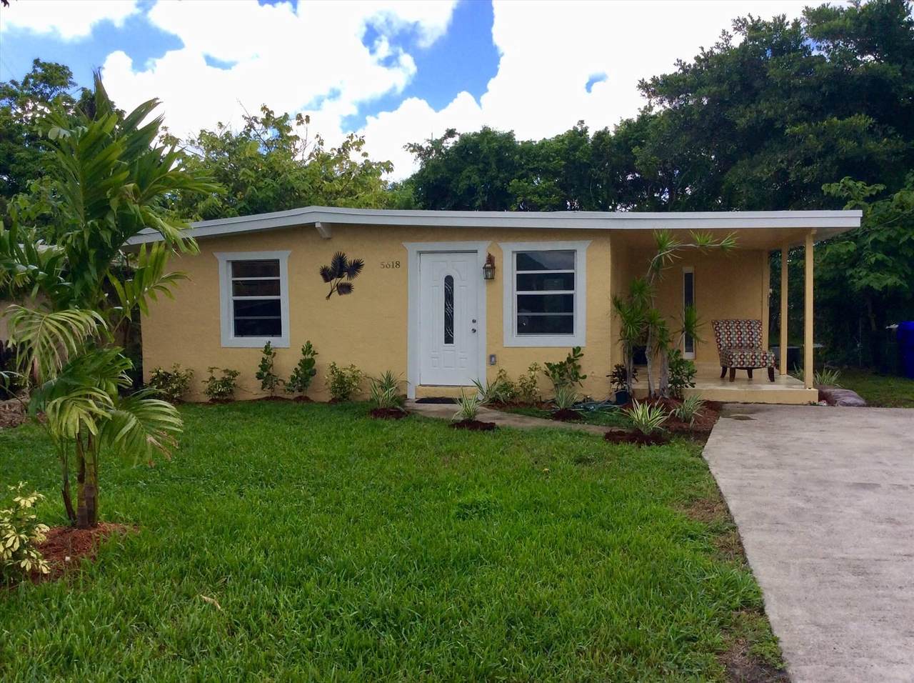 5618 20th Street - Photo 1