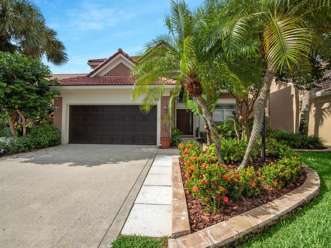 56 Princewood Lane - Photo 1