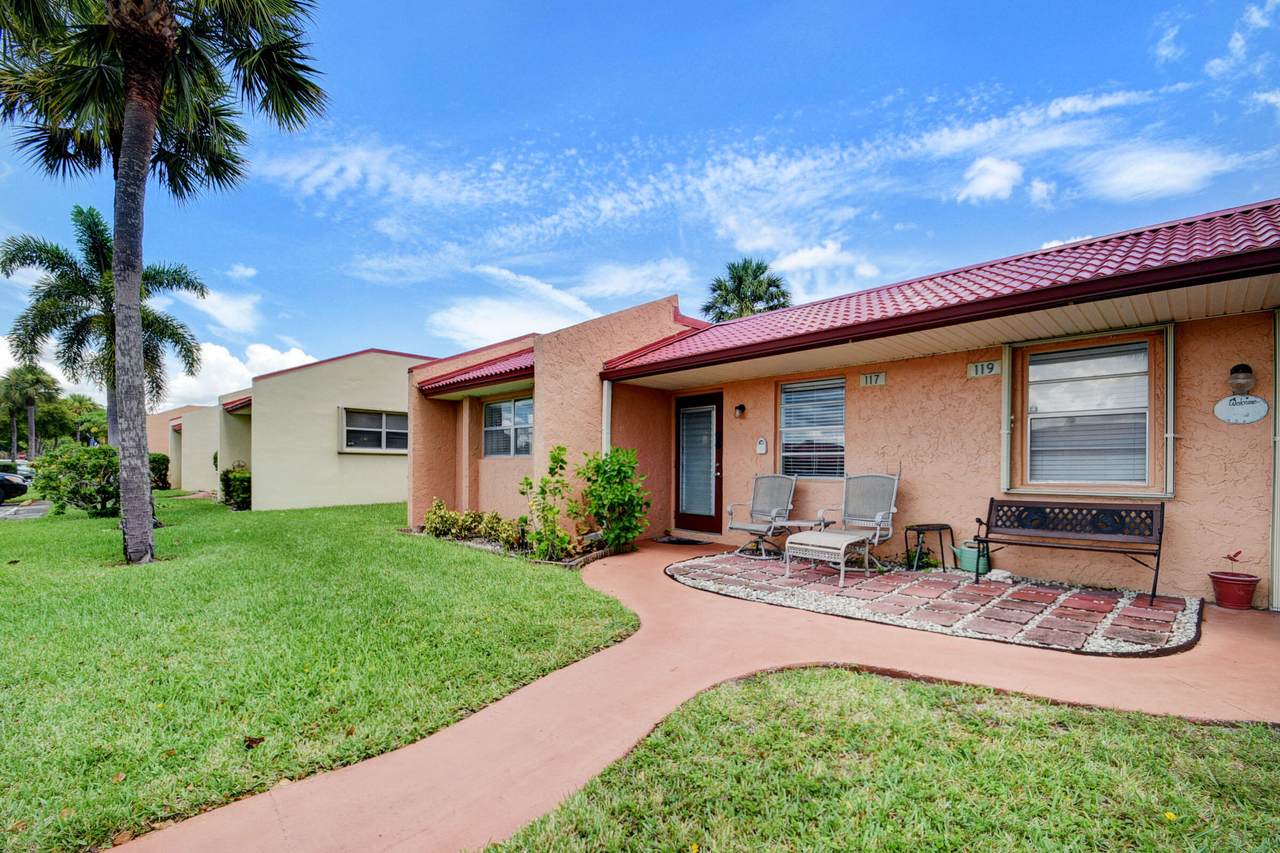 117 Lake Barbara Drive - Photo 1