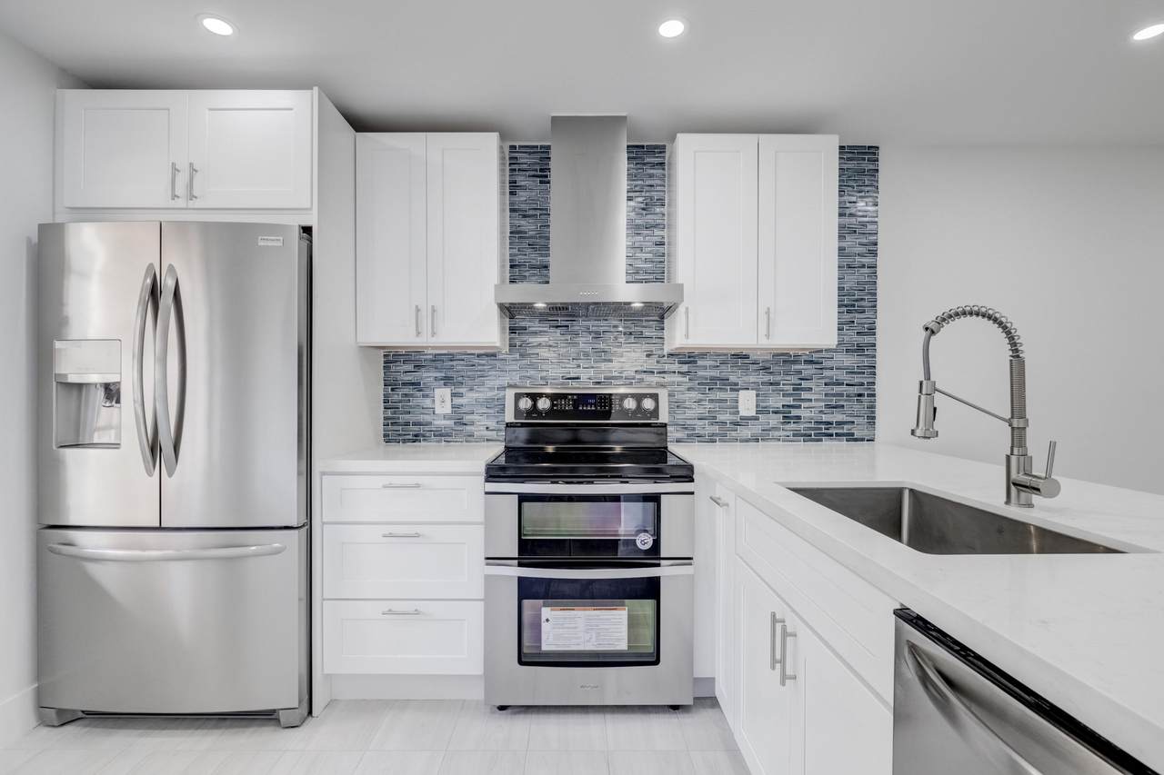1203 Bahama Bend - Photo 1