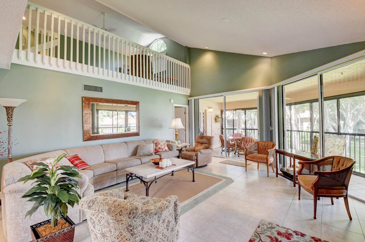 7563 Glendevon Lane - Photo 1