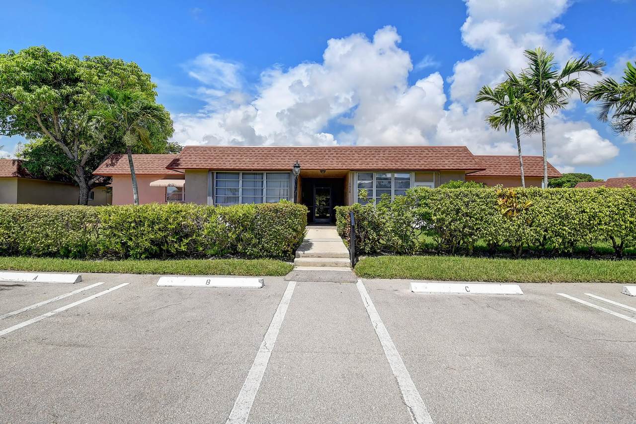 1916 Palmland Drive - Photo 1