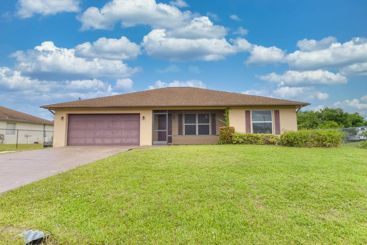 3233 Hickenlooper Street - Photo 1