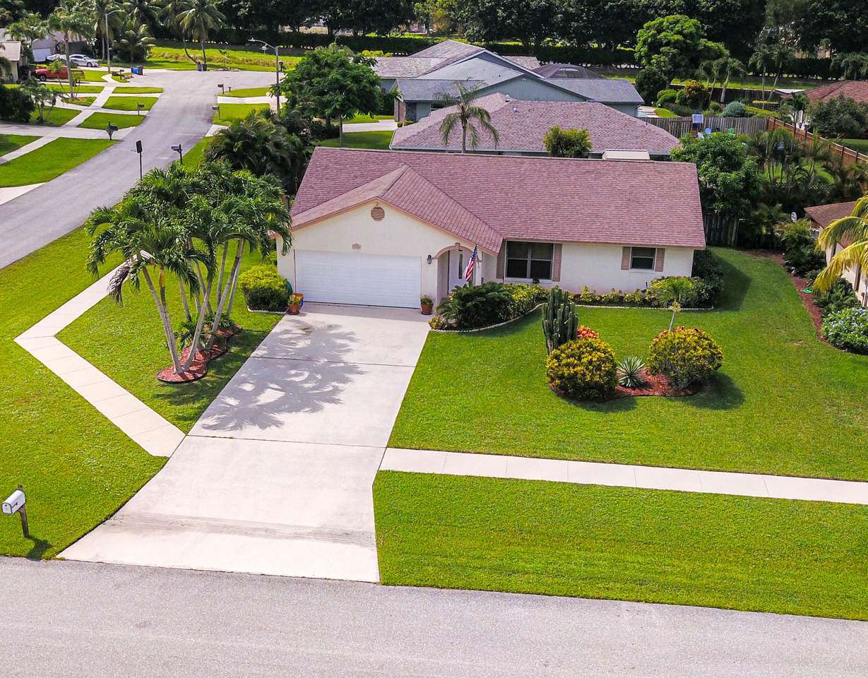 7656 Birch Tree Terrace - Photo 1