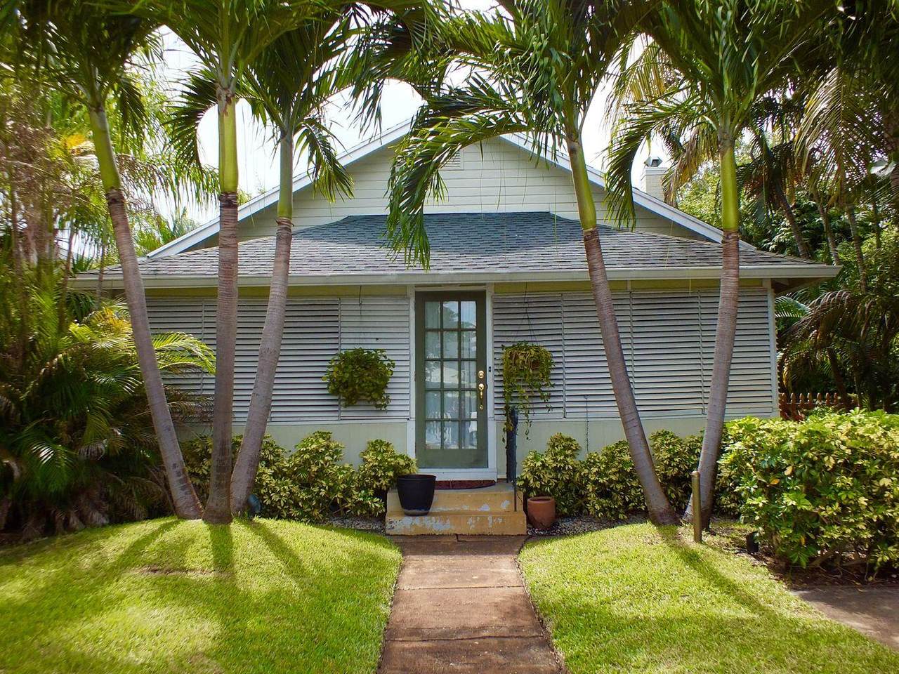 307 Palmway - Photo 1