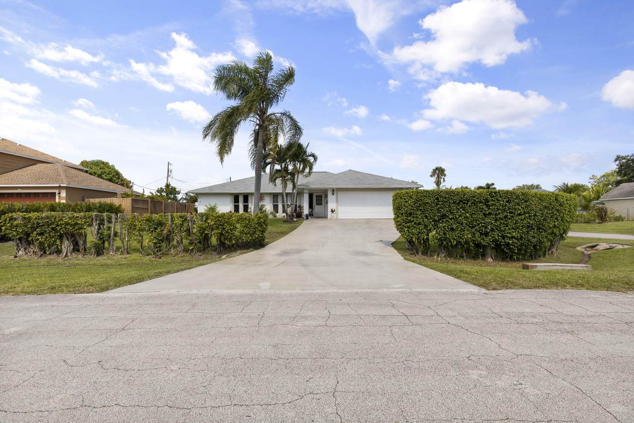 3025 Bridge Street - Photo 1