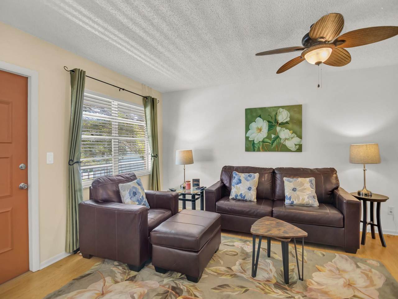 78 Royal Oak Drive - Photo 1