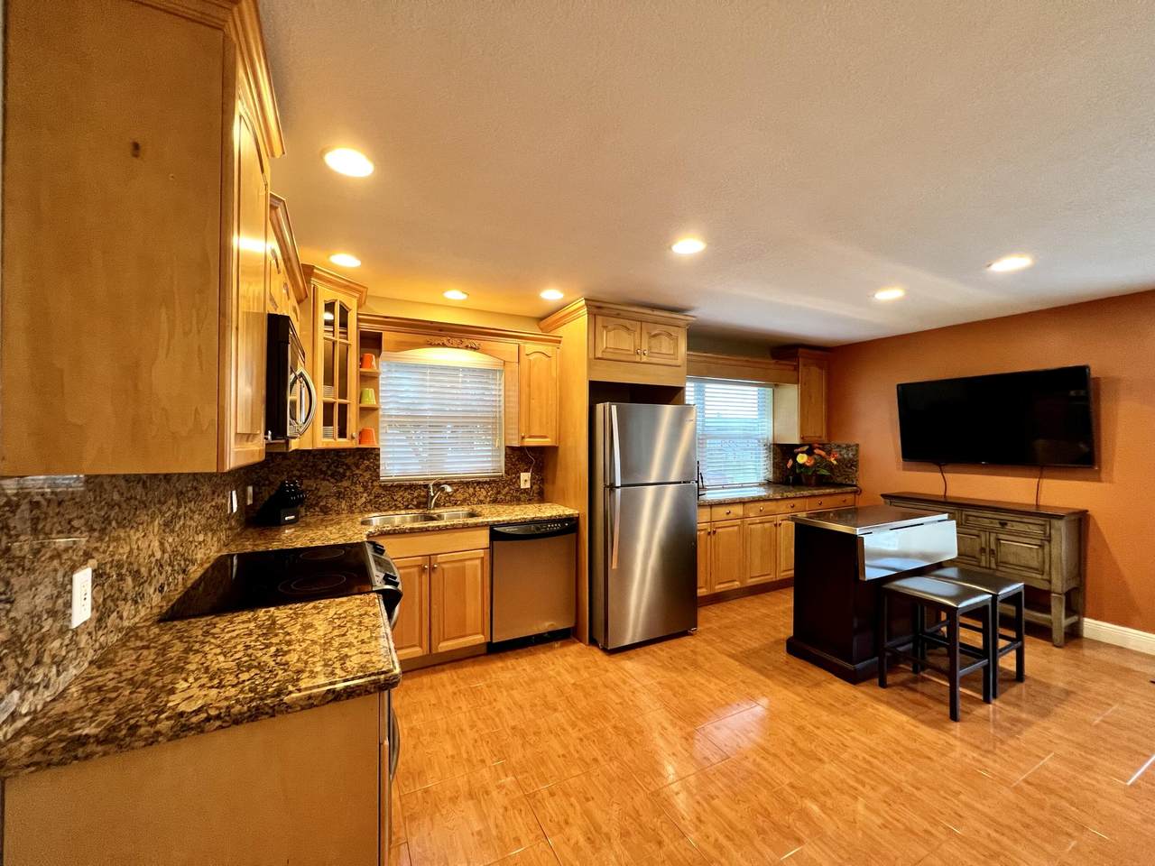 241 Chatham L - Photo 1