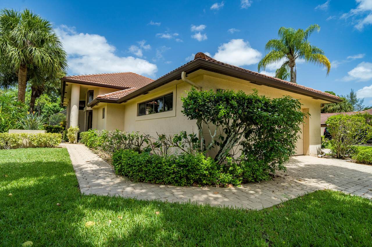 1140 Sand Drift Way - Photo 1