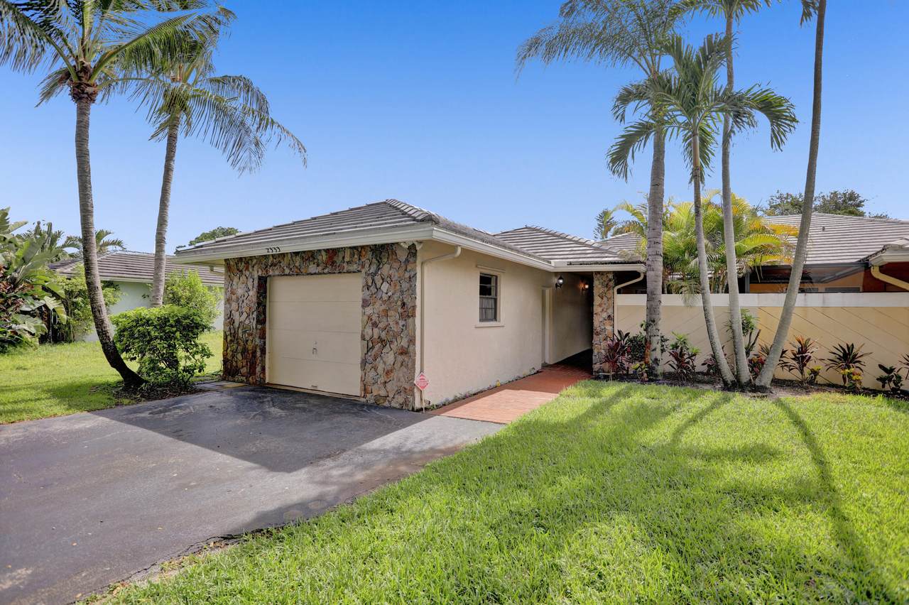 2333 87th Drive - Photo 1
