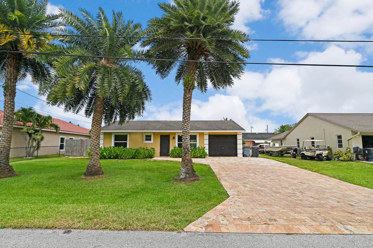 6580 Riparian Road - Photo 1