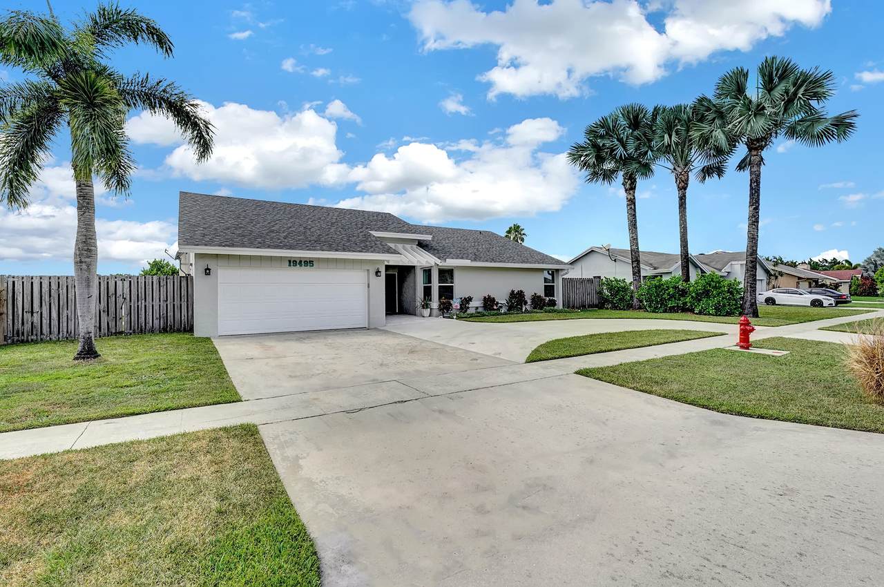19495 Hampton Drive - Photo 1