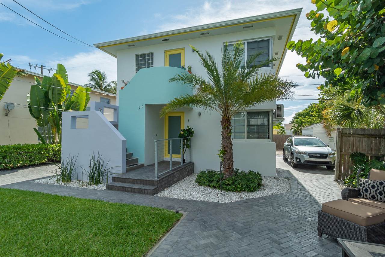210 Ocean Breeze - Photo 1
