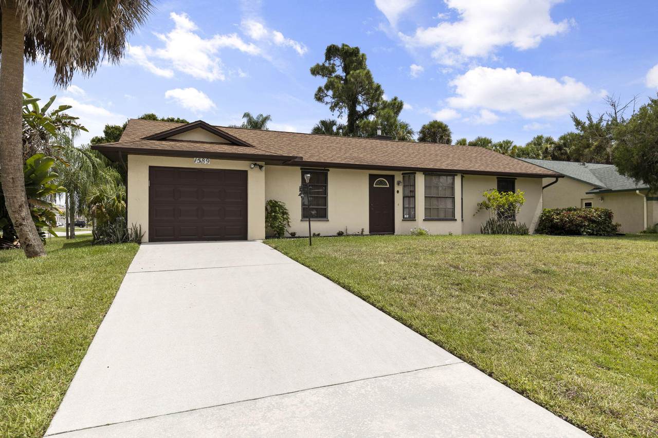 1589 Urbino Avenue - Photo 1