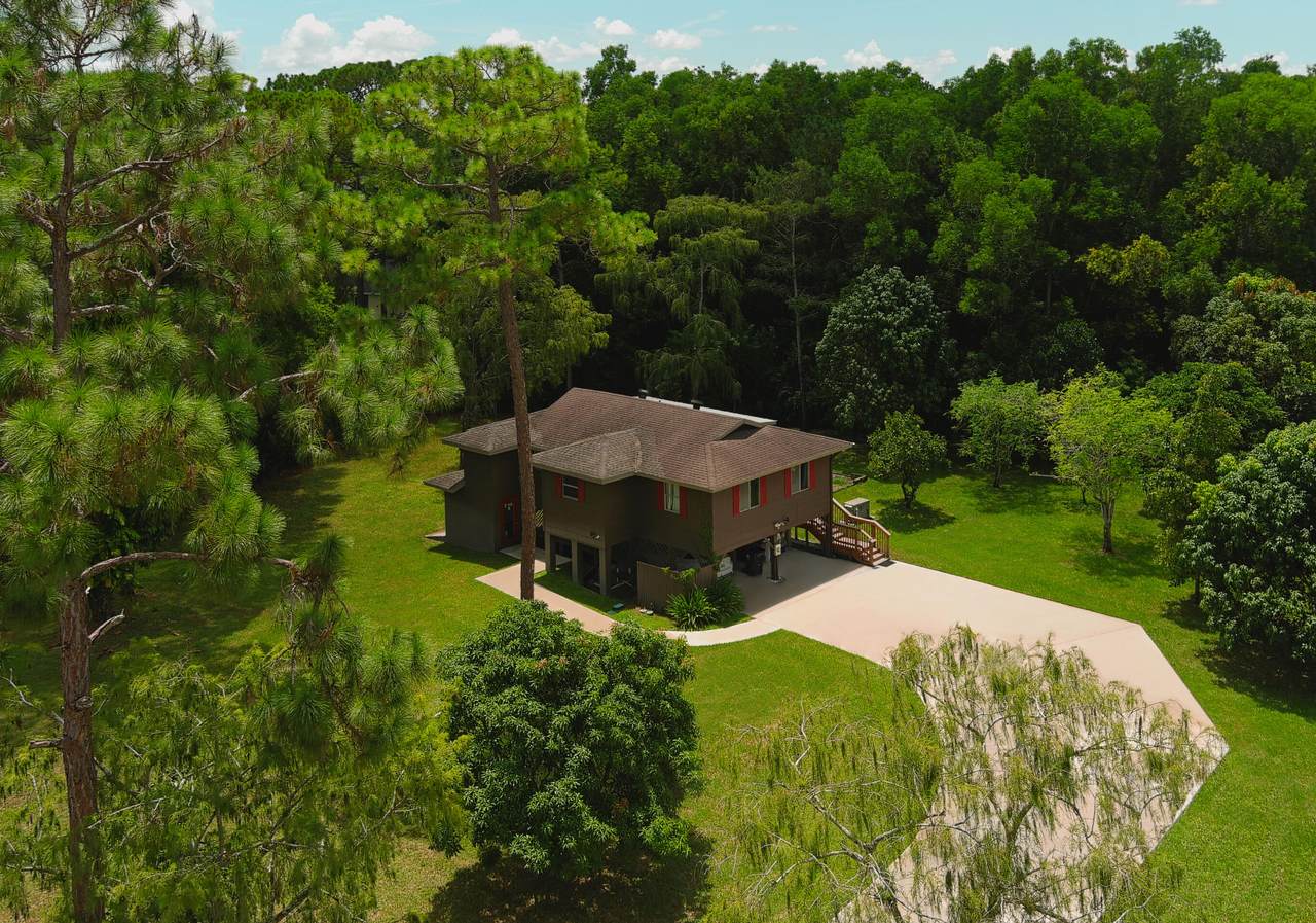 16932 Calder Drive - Photo 1