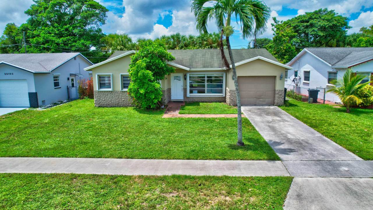 22093 58th Avenue - Photo 1
