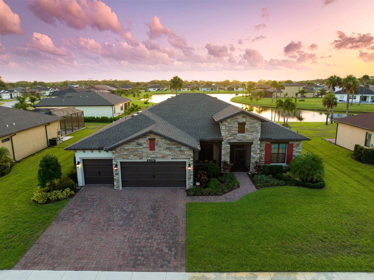 6254 Arcadia Square - Photo 1