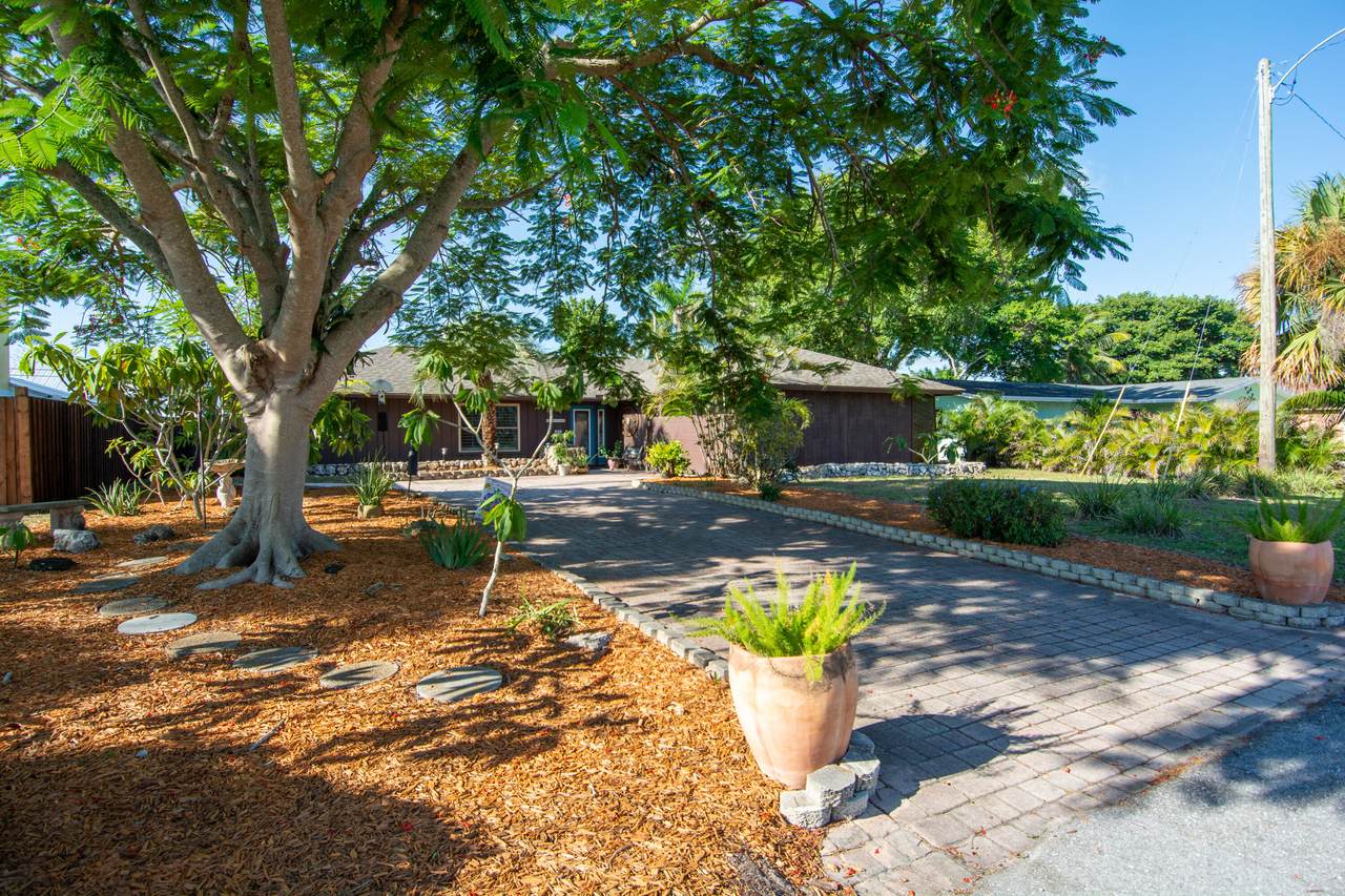1006 13th Ter Terrace - Photo 1