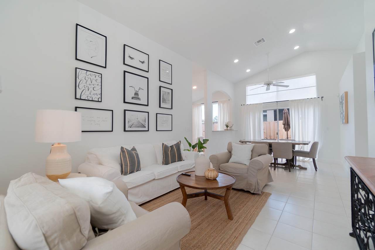 1840 Capeside Circle - Photo 1