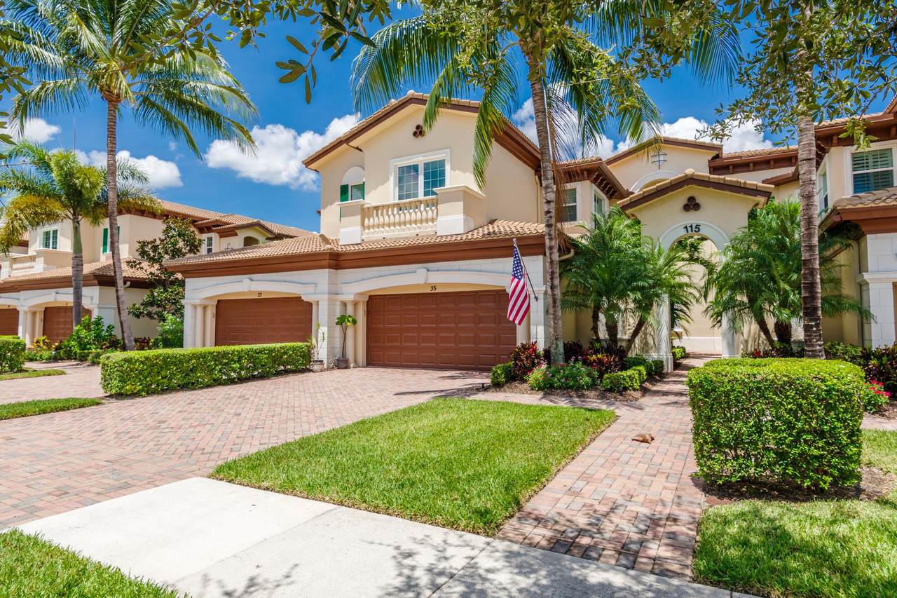 115 Tresana Boulevard - Photo 1