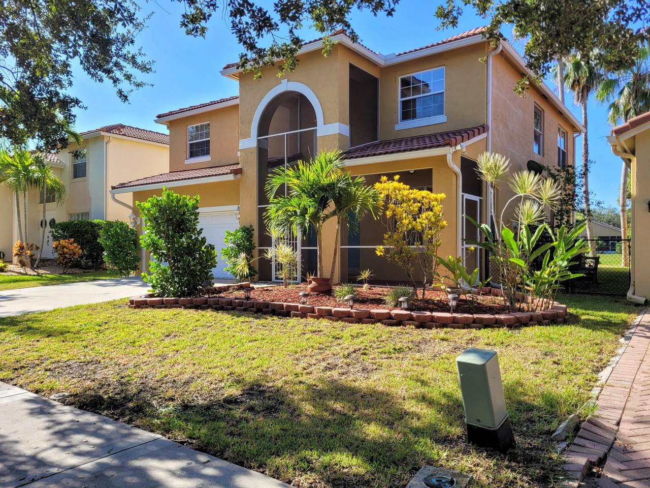 222 Seminole Lakes Drive - Photo 1