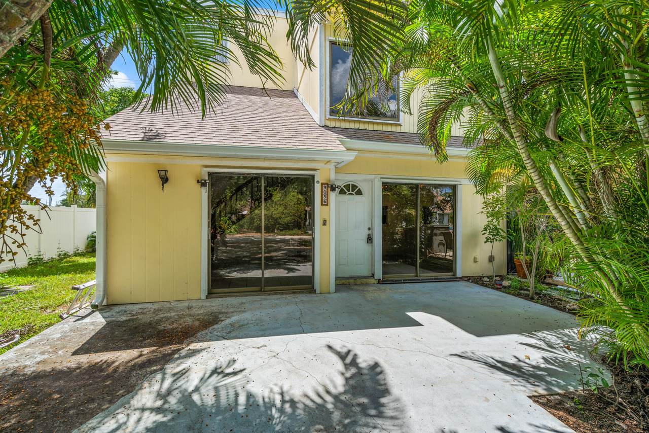 9056 Green Meadows Way - Photo 1