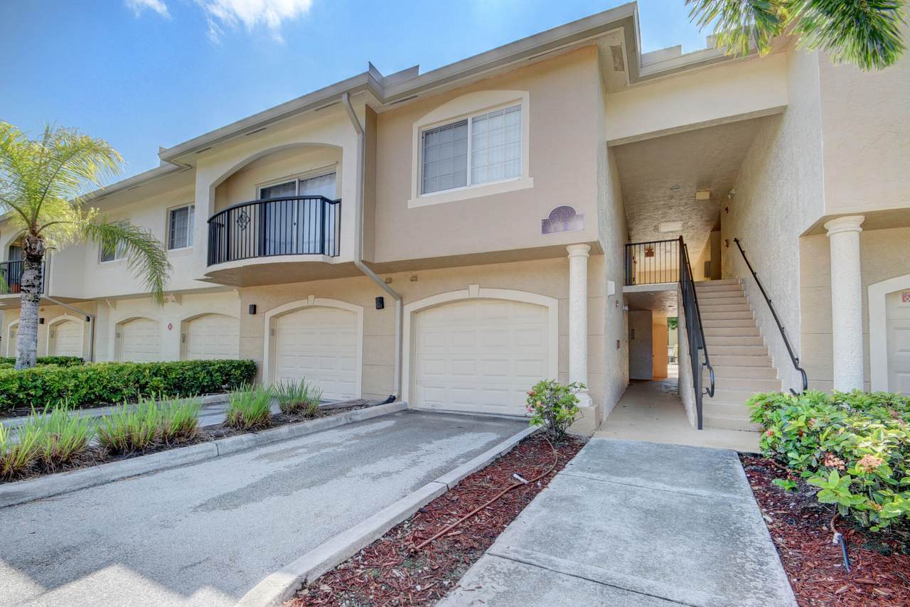 1600 Crestwood Court - Photo 1