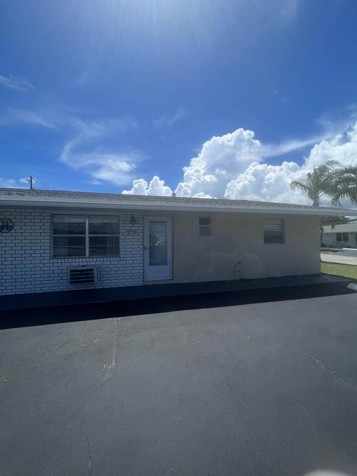 2733 Ponce De Leon Boulevard - Photo 1