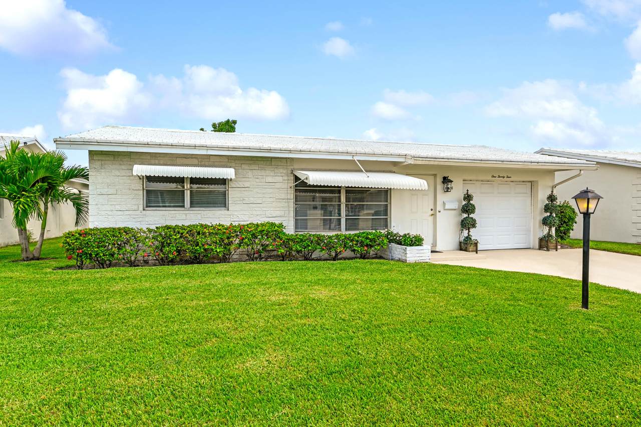124 14th Street - Photo 1