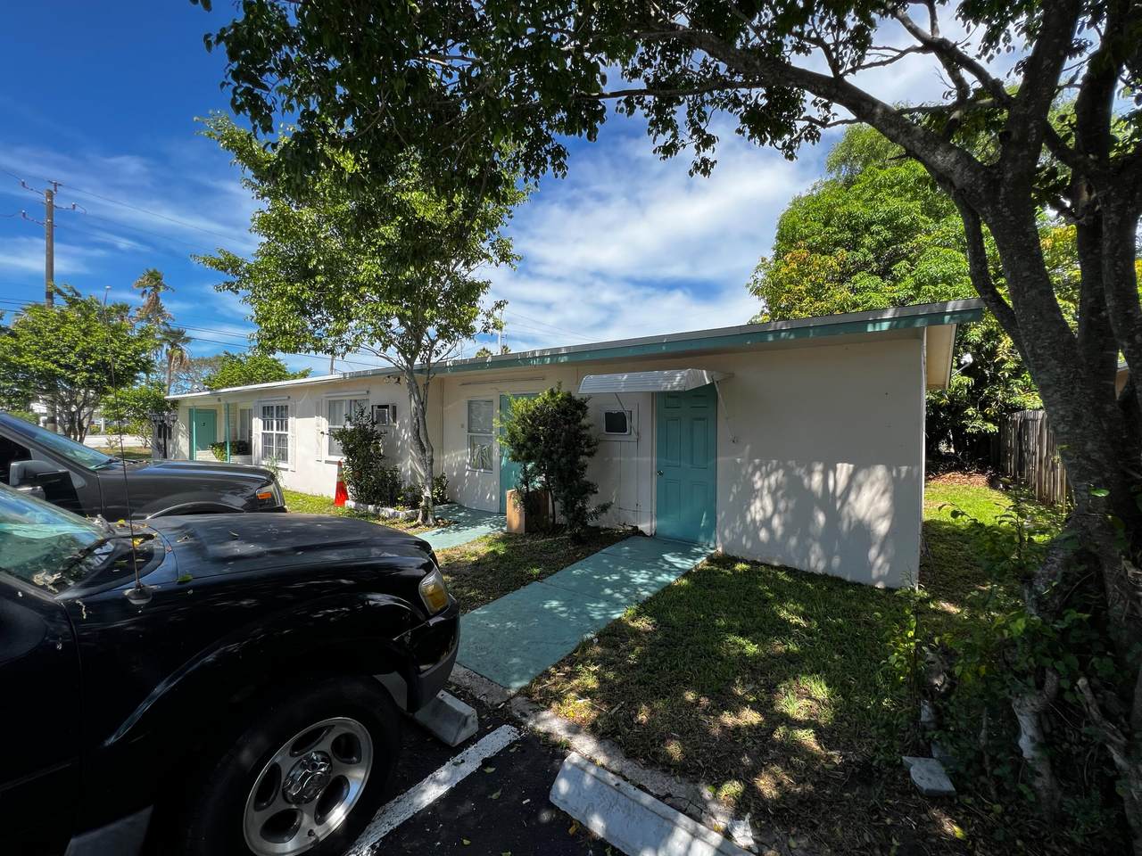 106 Cleveland Street - Photo 1