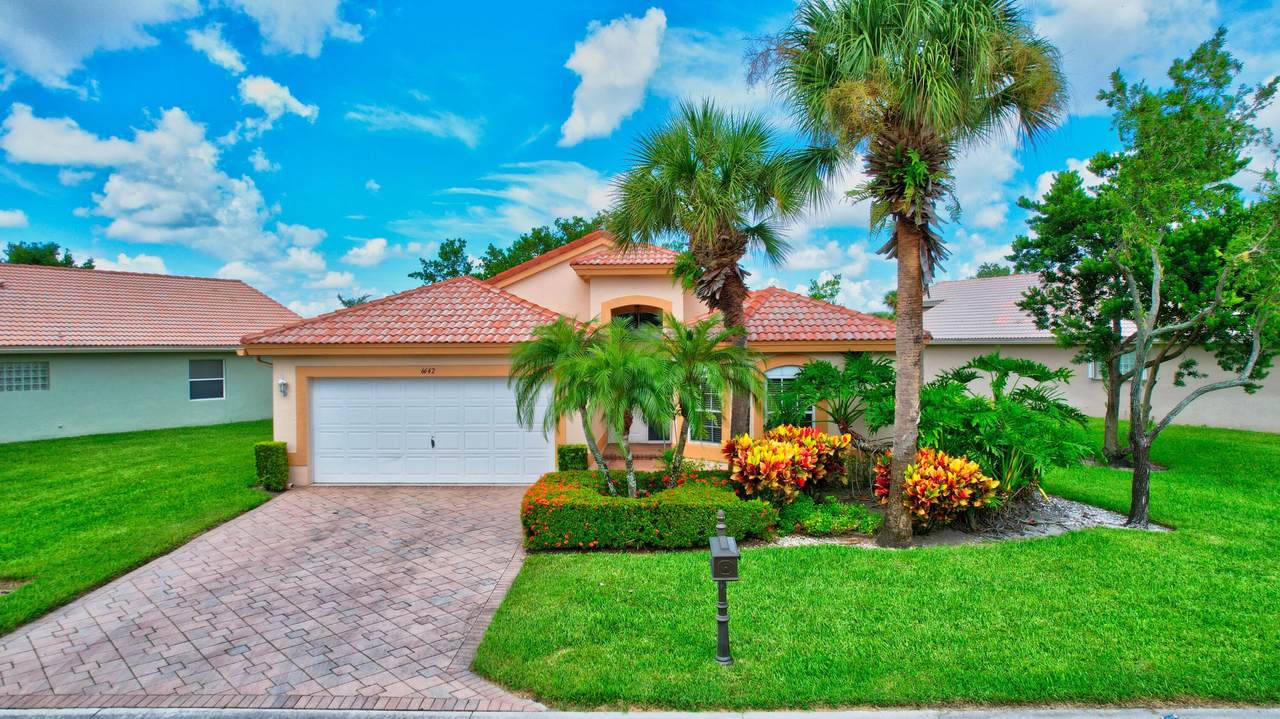 6642 Sun River Road - Photo 1