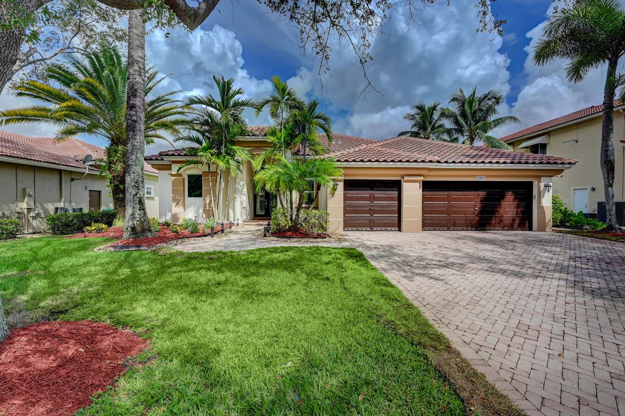12261 48 Drive - Photo 1