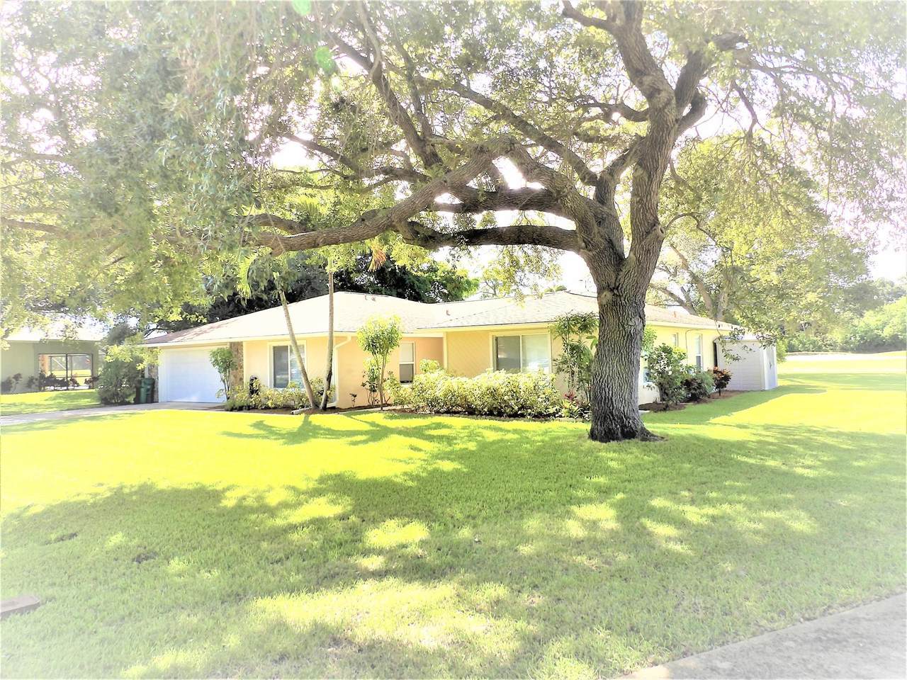 5500 Echo Pines Circle - Photo 1